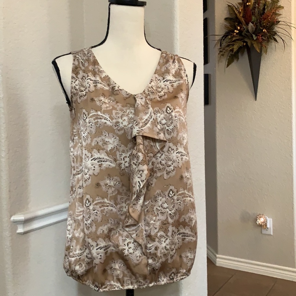 LOFT tan abstract print sleeveless ruffled top Size XS